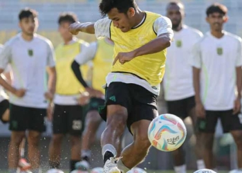 Persija Vs Persebaya, Kedua Tim Masih Tertatih