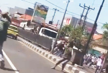 Antisipasi Tawuran, Pelajar di Cirebon Diawasi