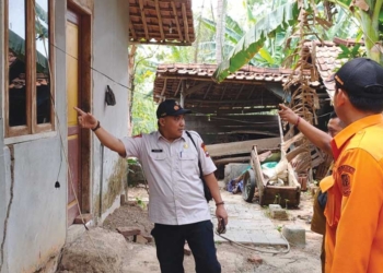 Empat Rumah di Gemulungtonggoh Retak Terdampak Pergerakan Tanah