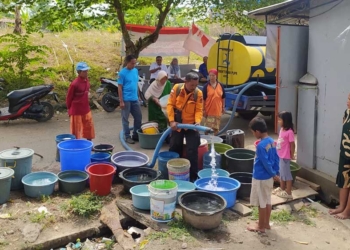 Kekeringan di Cirebon, Sumur Tak Lagi Keluar Air, Warga Terpaksa Beli Galon