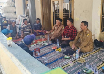 Nelayan Ambulu Cirebon Dapat Bantuan Alat Tangkap Ramah Lingkungan