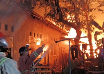 Kebakaran Rumah di Desa Mertapada Kulon Cirebon Terbesar Dalam 5 Tahun Terakhir