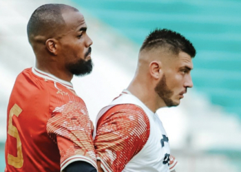 Persib Vs PSS Sleman di Stadion GBLA