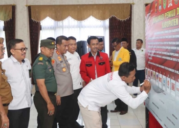 Deklarasi Damai, Bupati Cirebon Ingatkan PNS TNI Polri Netral