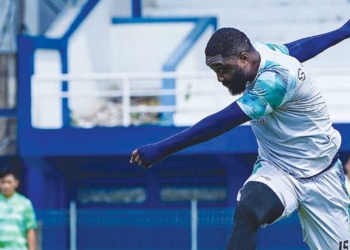 Pesta Gol 5-1, Persib Bantai Dewa United, Levy Madinda Dikembalikan ke Malaysia