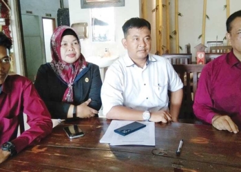 Pimpinan DPRD Kabupaten Cirebon Didesak Percepat Proses PAW Amenah