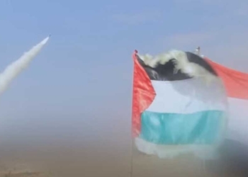 Teroris Israel Kerahkan Kapal-kapal Perang ke Laut Merah untuk Hadapi Rudal Houthi