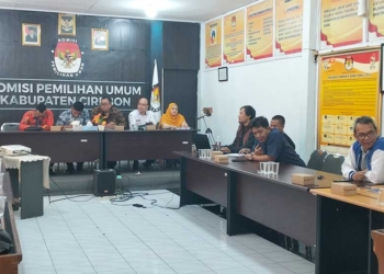 Tiga Caleg PAN Ngadu ke KPU Kabupaten Cirebon