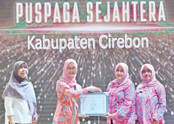 DPPKBP3A Kabupaten Cirebon Kembali Raih Penghargaan