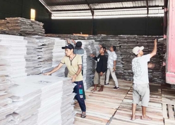 KPU Kabupaten Cirebon Baru Terima Logistik Pemilu 55 persen