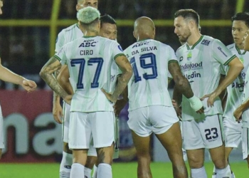 Marc Klok Berambisi Cetak Sejarah di Laga Bali United Kontra Persib