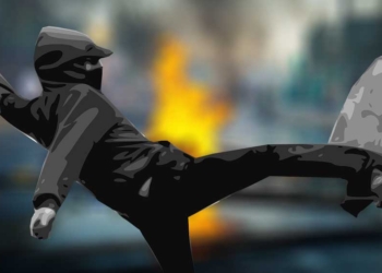 Perang Geng Motor di Cirebon Nyaris Terjadi di Mundu, Sudah Saling Berhadapan dengan Senjata Lengkap