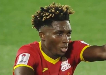 Digeruduk, Netizen Indonesia Tawari Striker Joel Kojo Makan Ayam Geprek