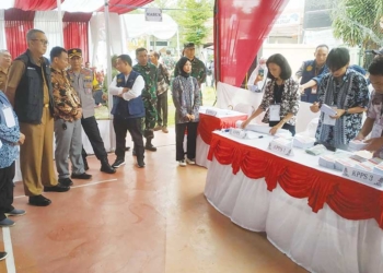 Pj Wali Kota Cirebon Kawal Kesiapan Logistik Pemilu 2024