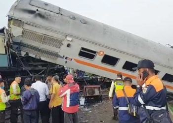 Korban Tewas Kecelakaan Kereta Api di Bandung Pagi ini Salah Satunya Wanita, Seluruh Penumpang Dipastikan Selamat