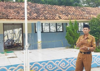 Garis Polisi Masih Terpasang di SMPN 2 Greged Cirebon