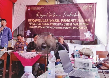 Gelar Pleno, Hasil Rekap Tingkat Kecamatan Wajib Diumumkan