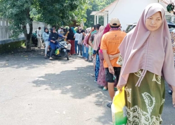 Operasi Beras Murah di Cirebon Diserbu, Ludes Warga Kecewa, Besok Digelar di Desa Bakung Lor