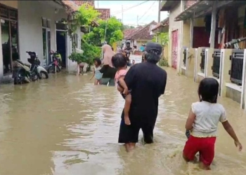 Banjir di Cirebon, Sungai Cisanggarung Meluap, Wilayah Cirebon Timur Terancam