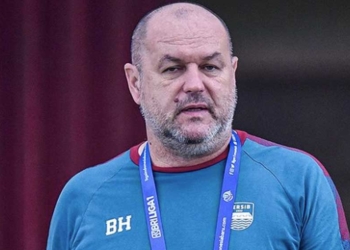 Bojan Hodak Siapkan Pengganti Marc Klok dan Dado di Laga Persib Vs Bhayangkara FC
