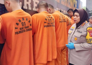 Dibekuk, Kernet Truk Pengisi BBM di Cirebon Nyambi Jual Sabu