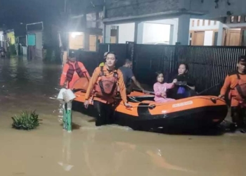 Sekitar Rumah Rocky Gerung di Bogor Diterjang Banjir dan Longsor