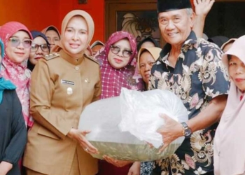 Wabup Cirebon Ayu Apresiasi Pemberian Benih