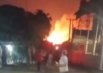 Berisi 160 Ribu Bahan Peledak, Gudang Amunisi Armed TNI Meledak dan Terbakar