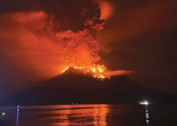 Gunung Ruang Meletus, Status Naik Level 4, Peringatan Tsunami Dikeluarkan, 11 Ribu Warga Dievakuasi