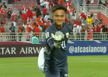 Penyelamatan Heroik Kiper Timnas Indonesia Ernando Ari Gagalkan Penalti Bikin Pemain Australia Putus Asa