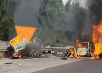 12 Orang Tewas dalam Kecelakaan Maut di Tol Jakarta Cikampek, Arus Mudik Tersendat