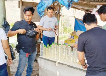 Satresnarkoba Polresta Cirebon Sita Puluhan Botol Miras