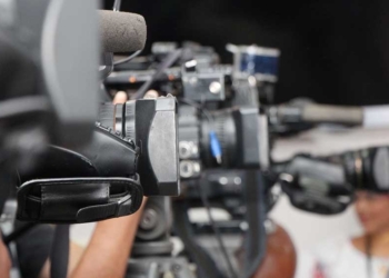 Tolak RUU Penyiaran, Jurnalisme Investigasi Bakal Dipidanakan, Kebebasan Pers dan Demokrasi Terancam