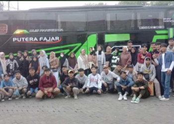Siswa SMK Lingga Kencana Depok Sempat Foto Bersama Sebelum Bus Kecelakaan Maut di Ciater Subang