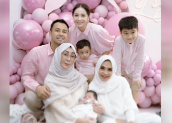 Sikap Nagita Slavina di Acara Aqiqah Anak Ketiganya Baby Lily Jadi Sorotan