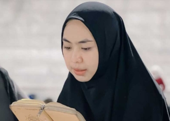 Resmi Cerai dengan Ria Ricis, Ustadzah Oki Setiana Dewi Tetap Anggap Teuku Ryan Sebagai Adik