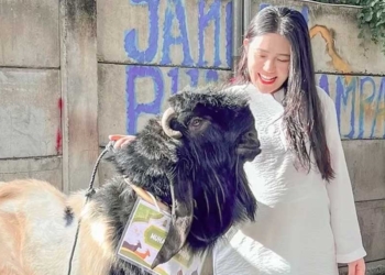 Beri Pesan Haru, Via Vallen Berkurban untuk Almarhum Ayahnya