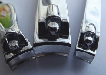 Hukum dan Manfaat Potong Kuku di Kamis Sore Setelah Salat Ashar