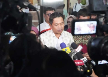 Kang Dedi Mulyadi Antar Keluarga Terpidana Kasus Vina Cirebon Laporkan Iptu Rudiana ke Bareskrim Polri