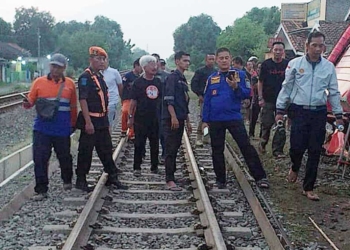 Terobos Pintu Perlintasan, Mobil Damkar Indramayu Dihajar Kereta Api, Begini Kronologinya