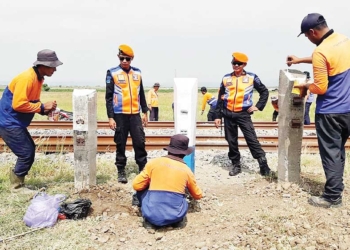 11 Perlintasan Kereta Api Sebidang Ditutup