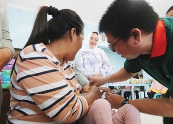 Bacawalkot Cirebon Handarujati Tinjau Posyandu Cangkol Utara