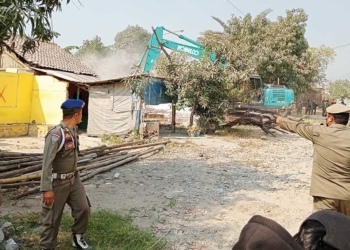 Dibongkar, Warem Goa Macan Cirebon Rata dengan Tanah, Puluhan Bangunan Tempat Maksiat Dirobohkan
