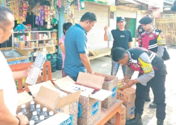 Razia di Cirebon, Ratusan Botol Miras Diamankan