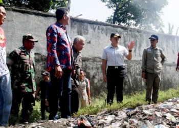 Pemkab Cirebon Dukung Penuh Pandawara Grup Bersih-bersih Pantai Baro Gebang