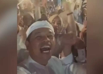 Begini Kata Pakar Unpad Soal Dedi Mulyadi Viral Dipeluk Emak-emak, Ekspresi Kedekatan Rakyat dan Pemimpin