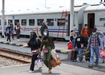 Gegara Gempa Seluruh Perjalanan Kereta Api di Daop 2 Bandung Dihentikan, Status BLB, Termasuk Kereta Cepat Whoosh