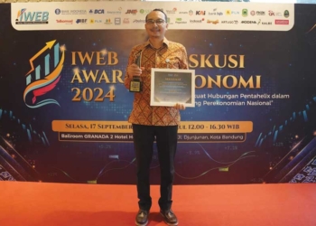 Pengembangan UMKM Terbaik, Bank bjb Raih Penghargaan dari IWEB