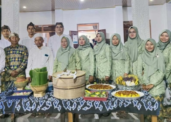 Pajang Jimat, Ritual Pencucian Benda Pusaka Berusia Ratusan Tahun di Desa Megu Gede Cirebon