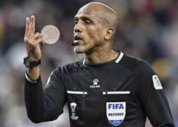 Kampret, Wasit Ahmed Al Kaf Rampok Kemenangan Timnas Indonesia Atas Tuan Rumah Bahrain
